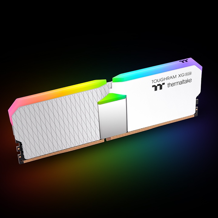 RAM DE BUREAU XPG 32G - 2X16Giga - DDR4 3600Mhz Blanc - KOTECH